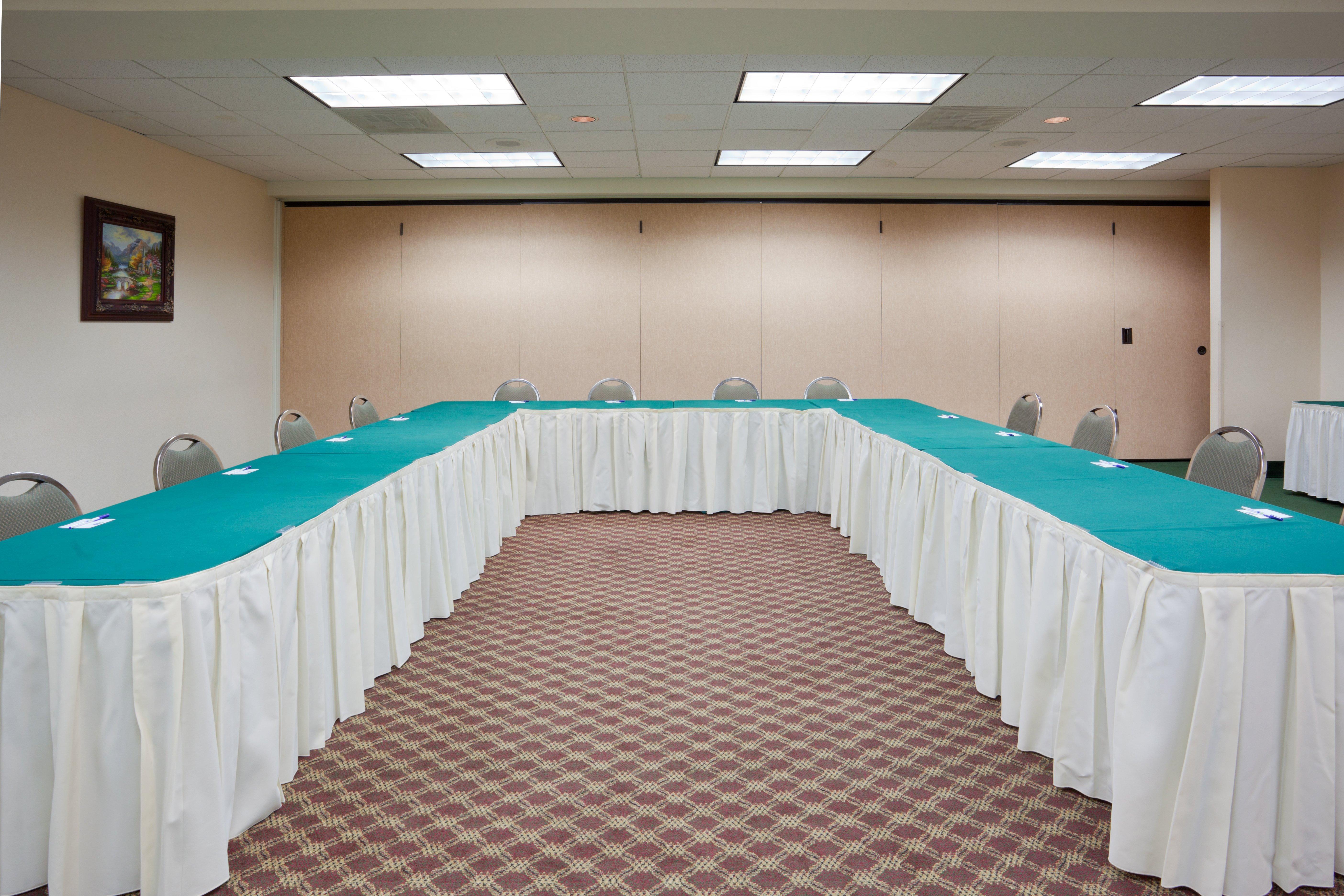 Holiday Inn Express & Suites Tracy By Ihg Экстерьер фото