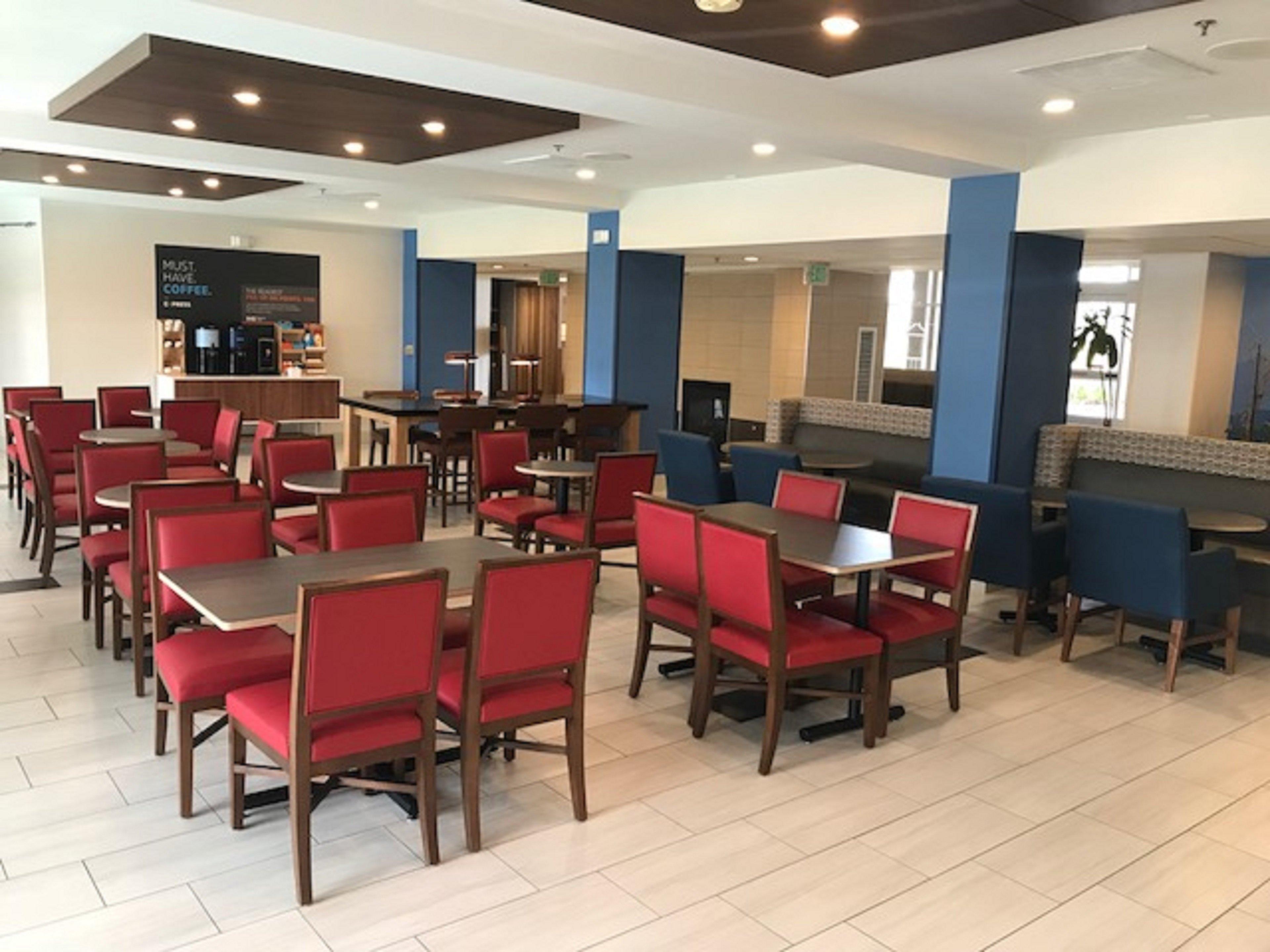 Holiday Inn Express & Suites Tracy By Ihg Экстерьер фото