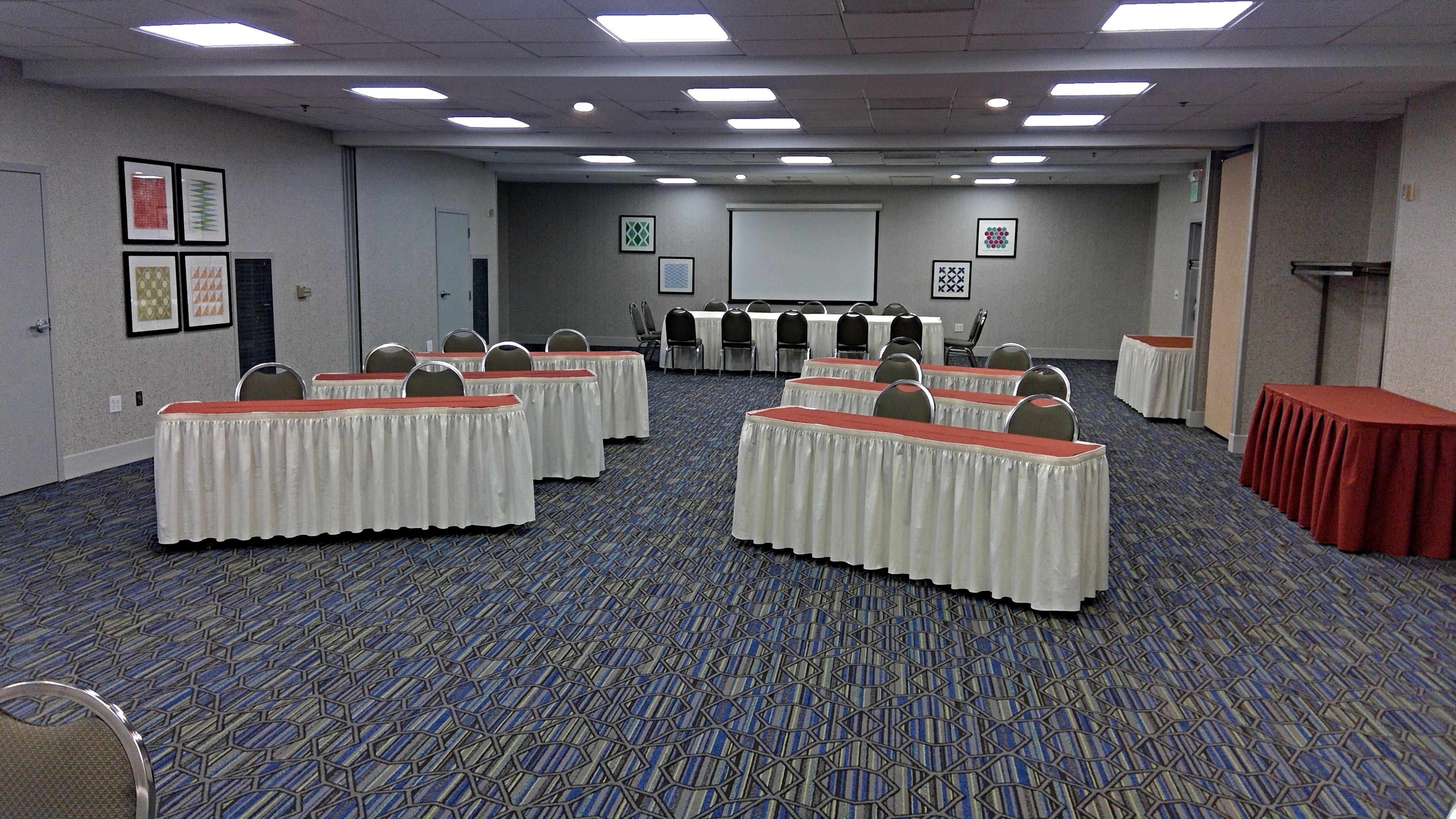 Holiday Inn Express & Suites Tracy By Ihg Экстерьер фото
