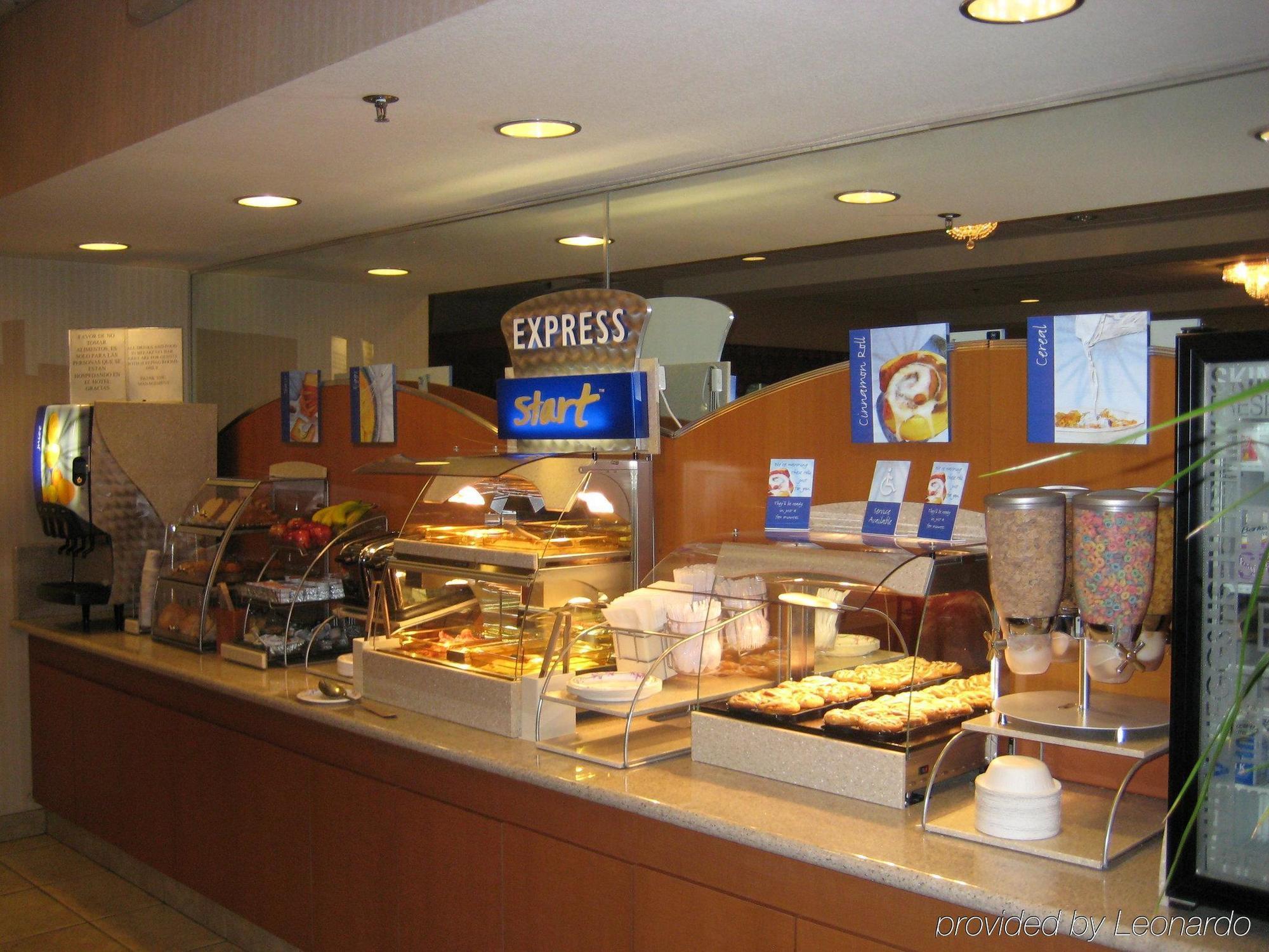 Holiday Inn Express & Suites Tracy By Ihg Ресторан фото